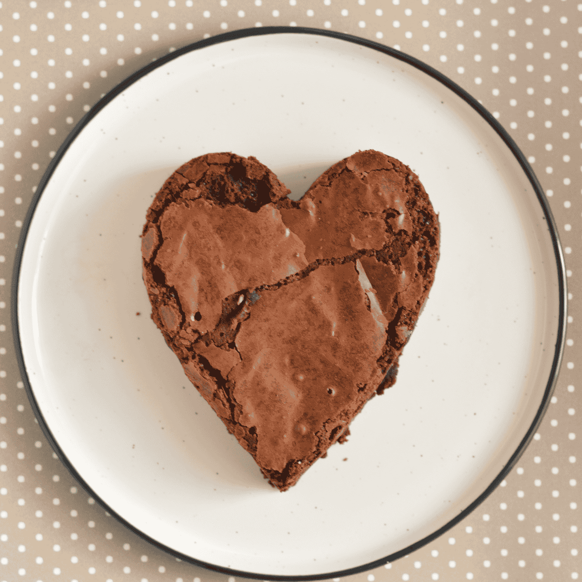 Molde Desmoldable con Antiadherente Corazón Decorado de 26 cm Tab and Kit