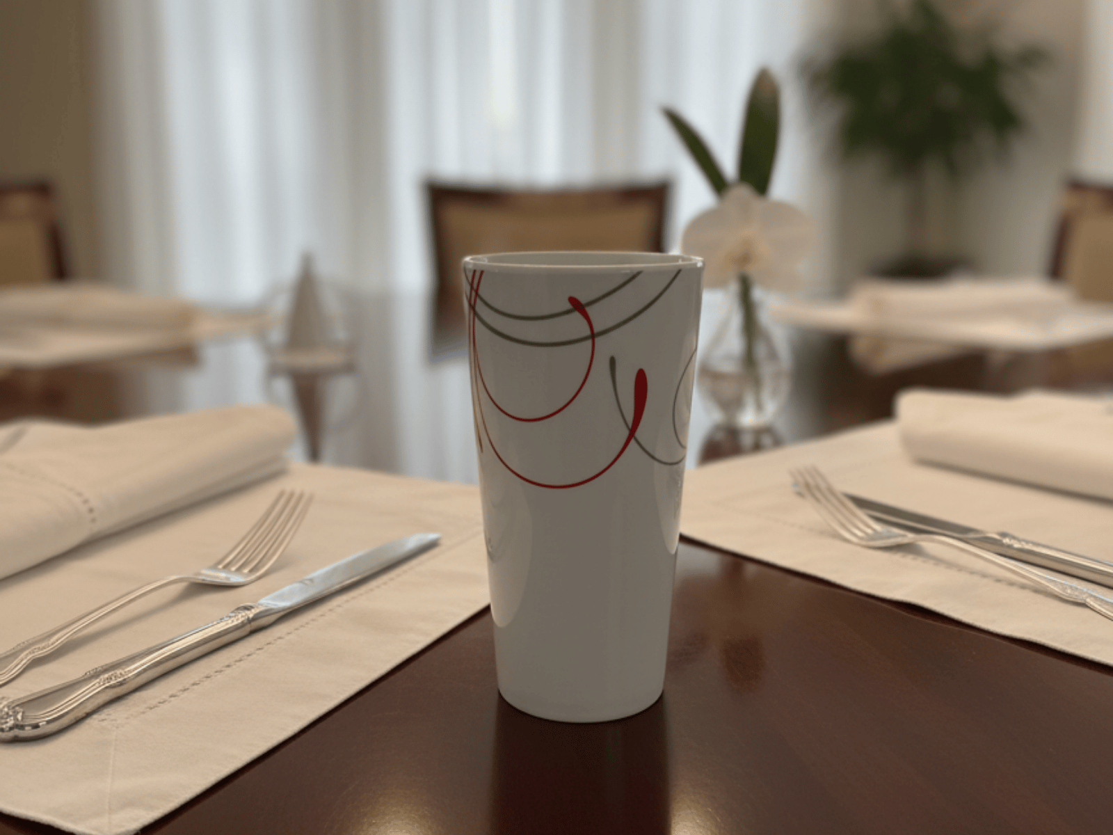 Vaso de Melamina Resistente tipo Plástico Líneas Rojas TKM109 Tab and Kit