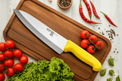 Cuchillo Chef de 25 cm 10'' de Acero Inoxidable y Mango Amarillo BO410AM Buffetware