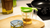 Jarra Coladora de Plástico para Aceite de 500 ml Graduada Colador Verde Titiz AP-9139