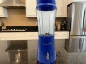 Licuadora Individual de Una Sola Porción Portátil Alámbrica Cuchillas de Acero Inoxidable con Tapa de Viaje Azul 51132G Hamilton Beach