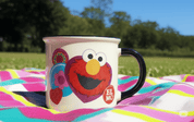 Taza Tarro Jumbo de 345 ml Elmo Plaza Sesamo de Porcelana Resistente Apta Microondas AM74-001V